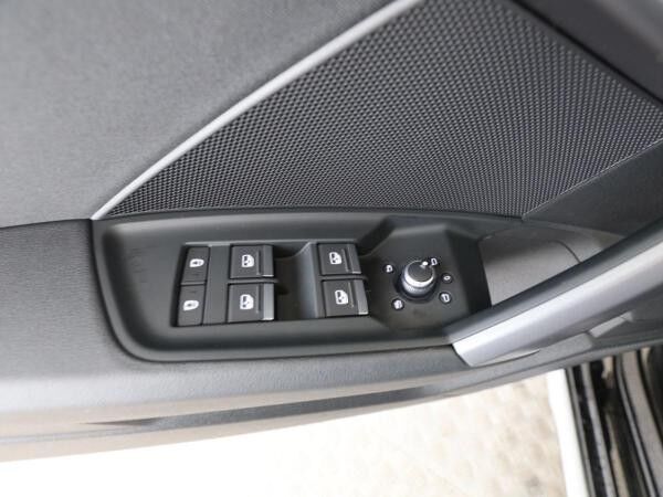 Audi A3 Sportback 35 TDI S line *LED*RFK*SHZ*MMI-Plus*