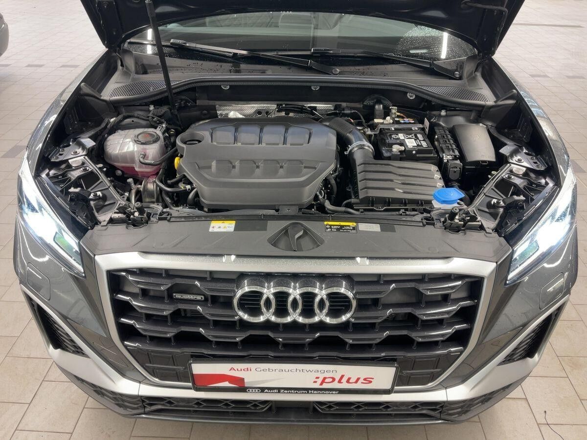 Audi Q2 S line 40 TFSI quattro Matrix Standh. Kamera AHK Navi