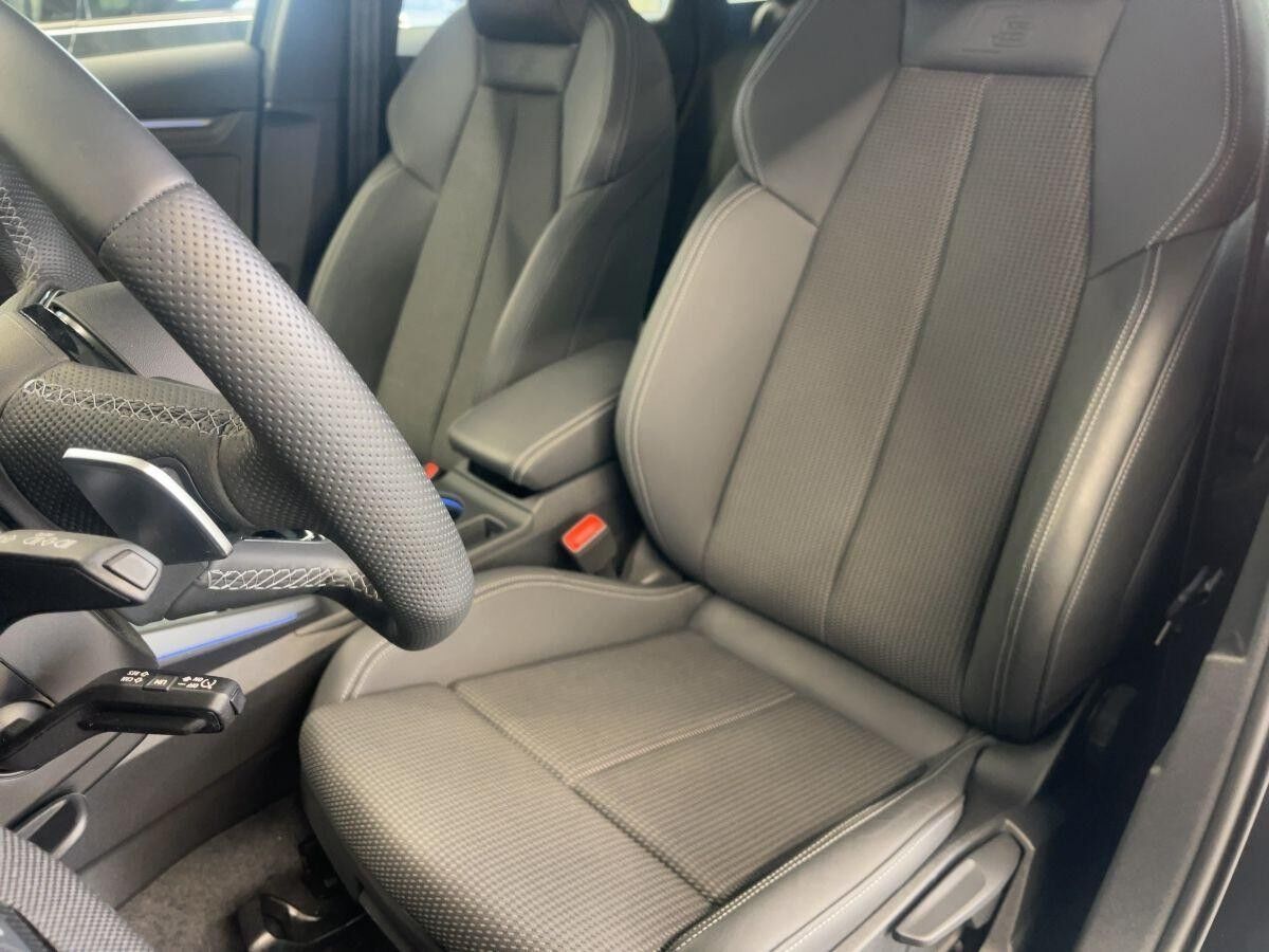 Audi S3 Sportback 2.0 TFSI Kamera ACC LED virtual Teilleder