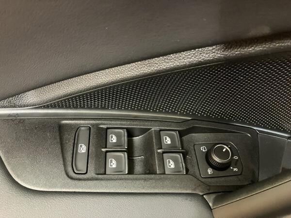 Volkswagen Tiguan GOAL 2.0 l TDI SCR | SOFORT VERFÜGBAR 2/x