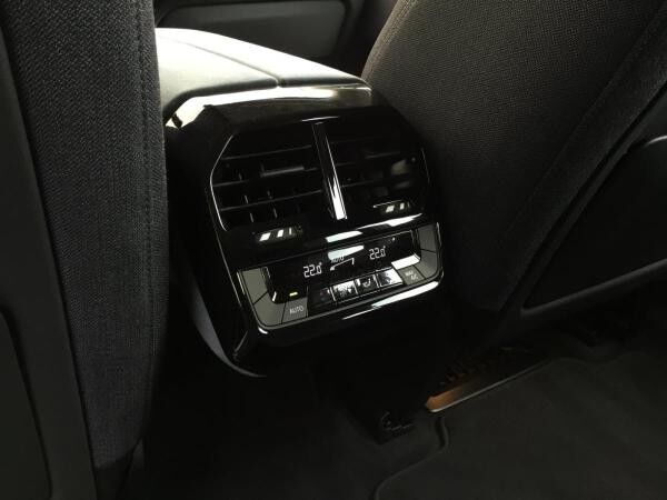 BMW ix xDrive50 SPORTPAKET+KAMERA+LC PROF+MULTISITZ+LM21