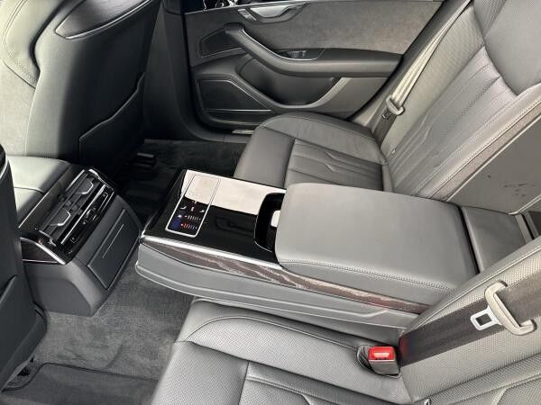 Audi A8 50 TDI quattro Matrix 360 ACC HUD AHK Stdhzg