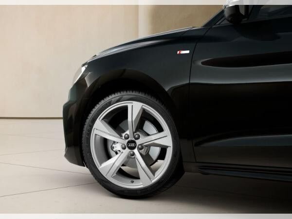 Audi A1 S line 30 TFSI, Infotainmentpaket plus, Rückfahrkamera, Geschwindigkeitsassistent