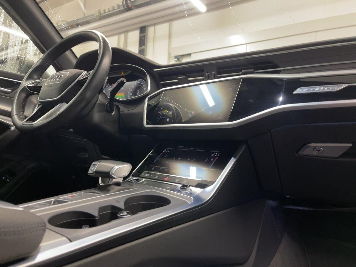 Audi A6 Avant 50 TFSIe quattro sport Matrix Pano Kamera ACC