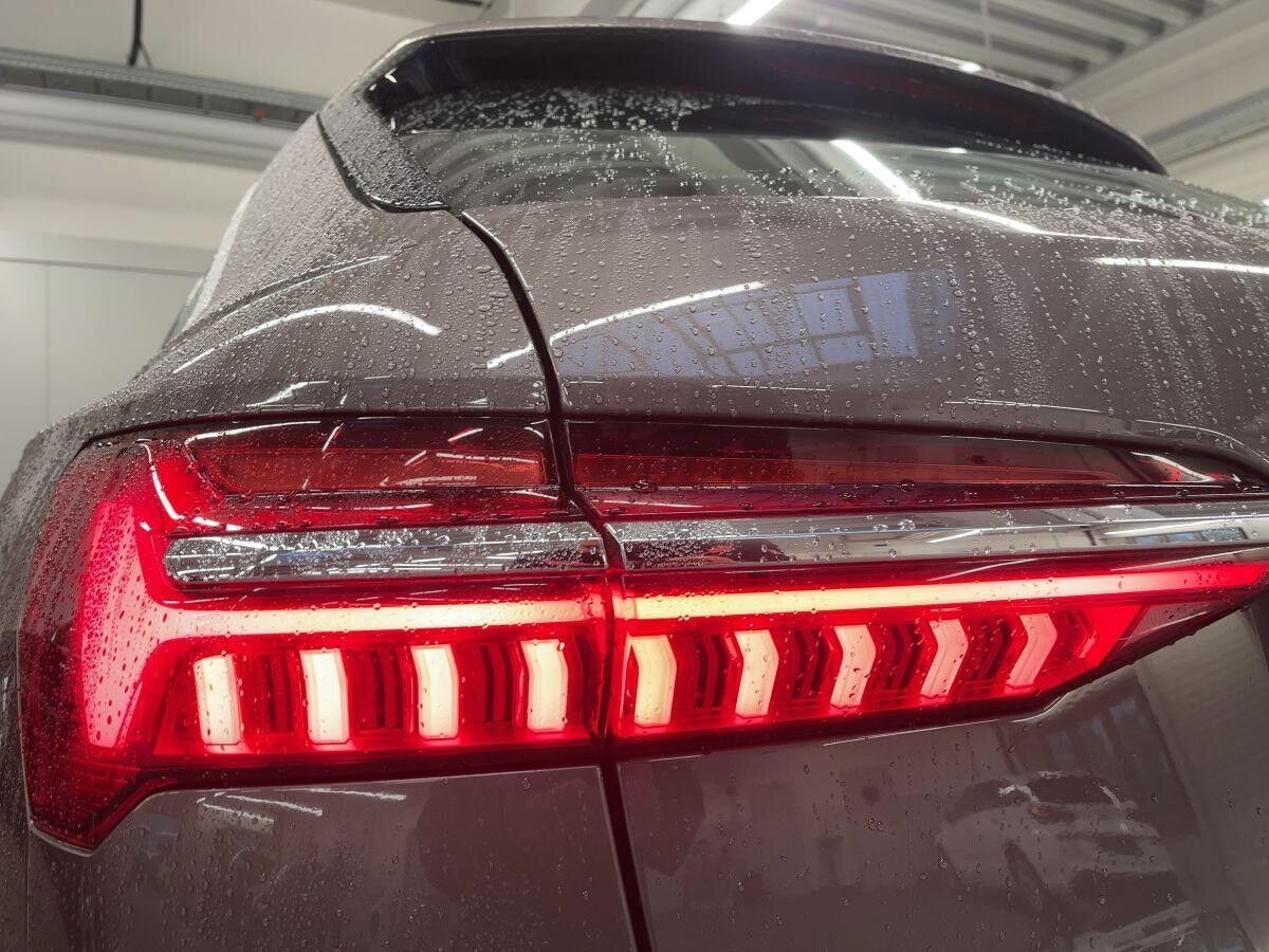 Audi A6 Avant 50 TFSIe quattro sport Matrix Pano Kamera ACC