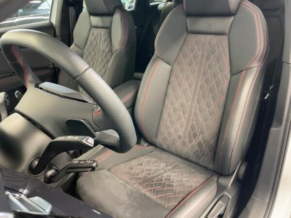 Audi Q4 e-tron 45 edition S-line Matrix Kamera AHK Navi virtual