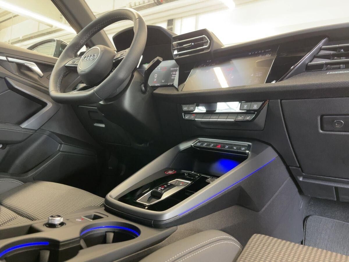 Audi S3 Sportback 2.0 TFSI Pano Kamera LED virtual Navi