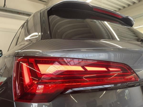 Audi Q5 S line 40 TDI quattro LED virtual AHK Navi LED