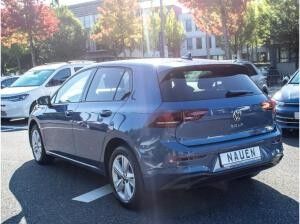 Volkswagen Golf 1.5 TSI DSG *Navi*LED*ACC*DC*