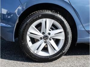 Volkswagen Golf 1.5 TSI DSG *Navi*LED*ACC*DC*