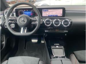 Mercedes-Benz CLA 220 4M Coupe AMG Multibeam Pano 360°-Kamera