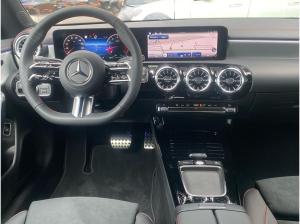 Mercedes-Benz CLA 220 4M Coupe AMG Multibeam Pano 360°-Kamera