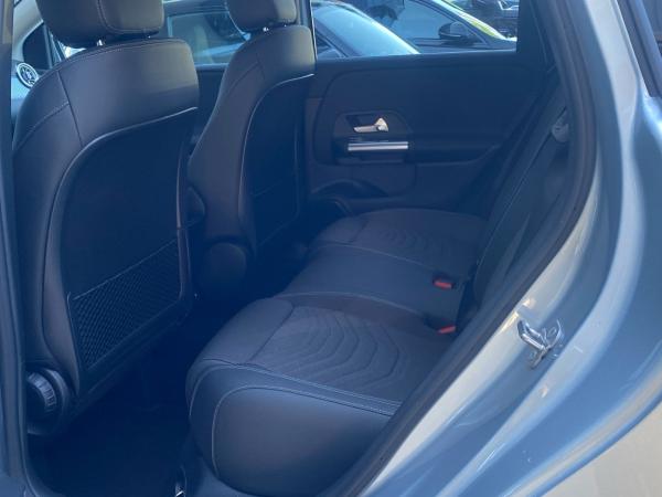 Mercedes-Benz B 180 Progressive Multibeam Rückfahrkamera AHK