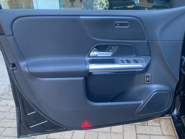 Mercedes-Benz B 180 Progressive Multibeam Rückfahrkamera AHK