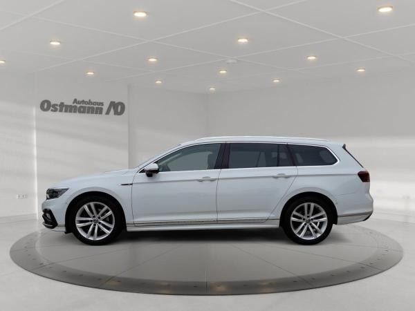 Volkswagen Passat Variant 2.0 TDI R-Line AHK Matrix STH Pano