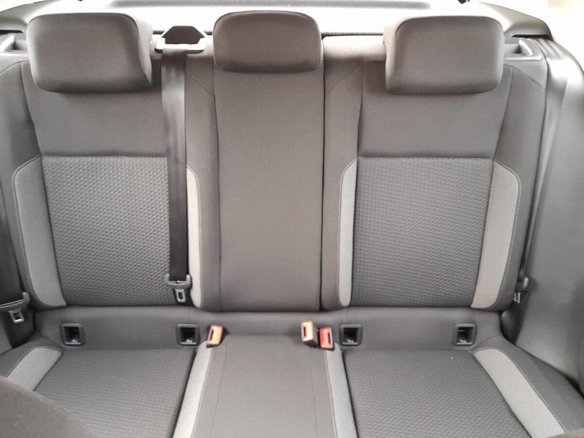 Volkswagen Polo VI 1.0 TSI Life Navi SHZ ACC CarPlay