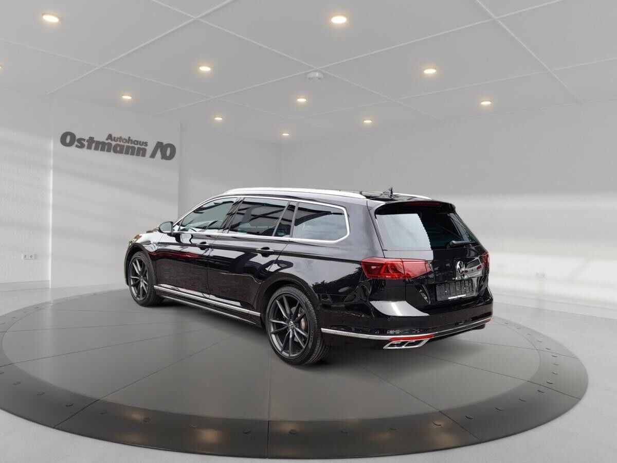 Volkswagen Passat Variant 2.0 TDI Elegance R-Line AHK STHZG