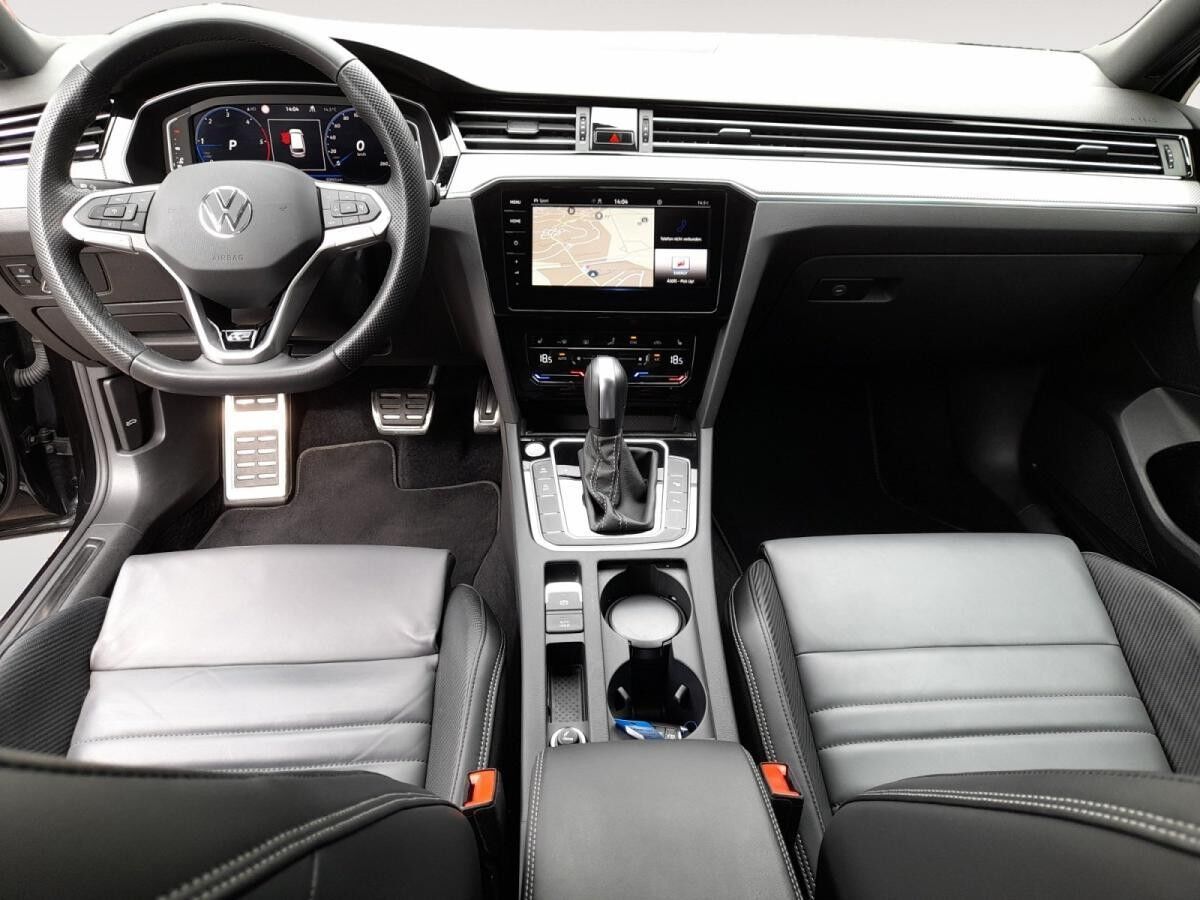 Volkswagen Passat Variant 2.0 TDI Elegance R-Line AHK STHZG