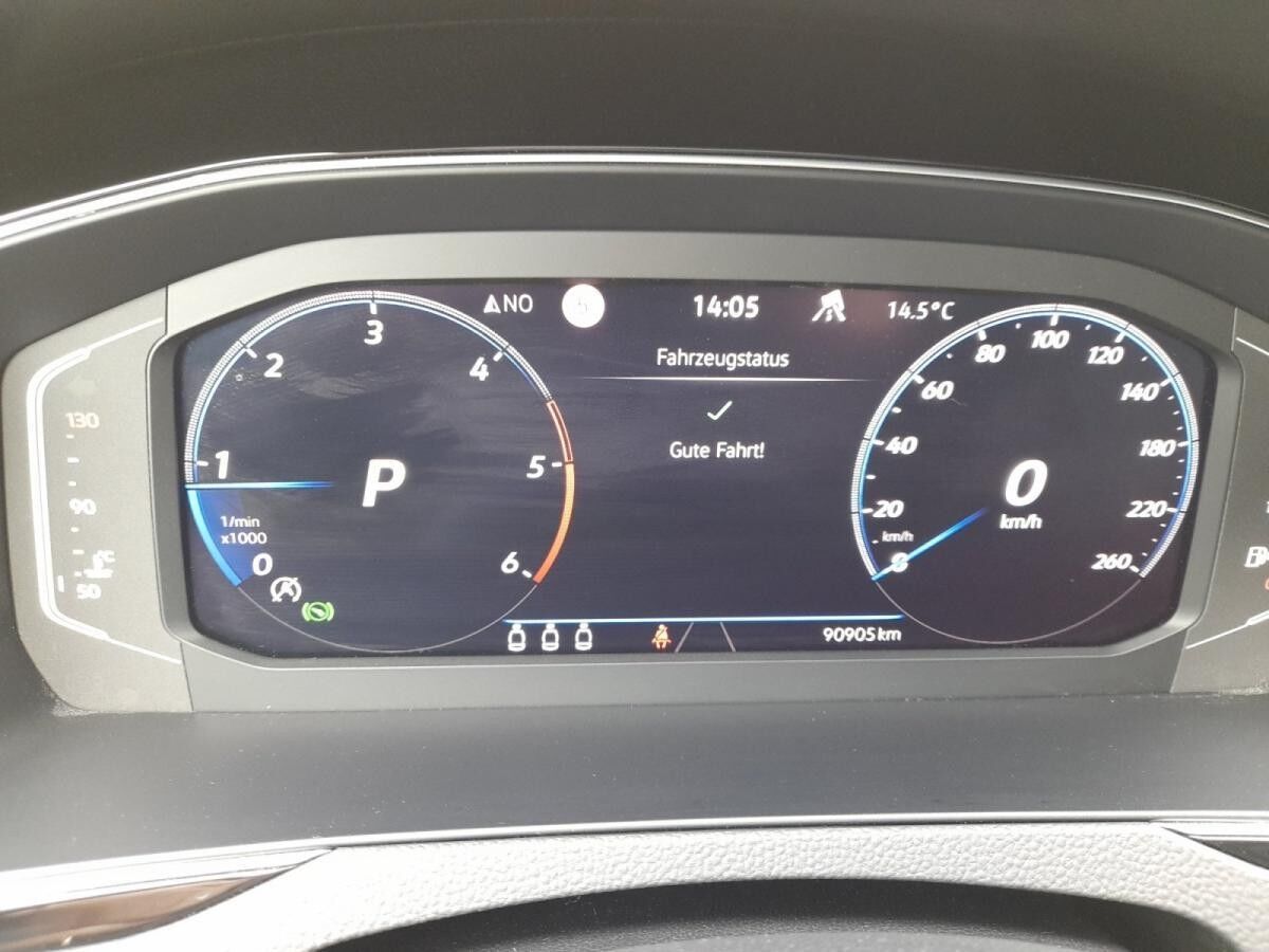 Volkswagen Passat Variant 2.0 TDI Elegance R-Line AHK STHZG