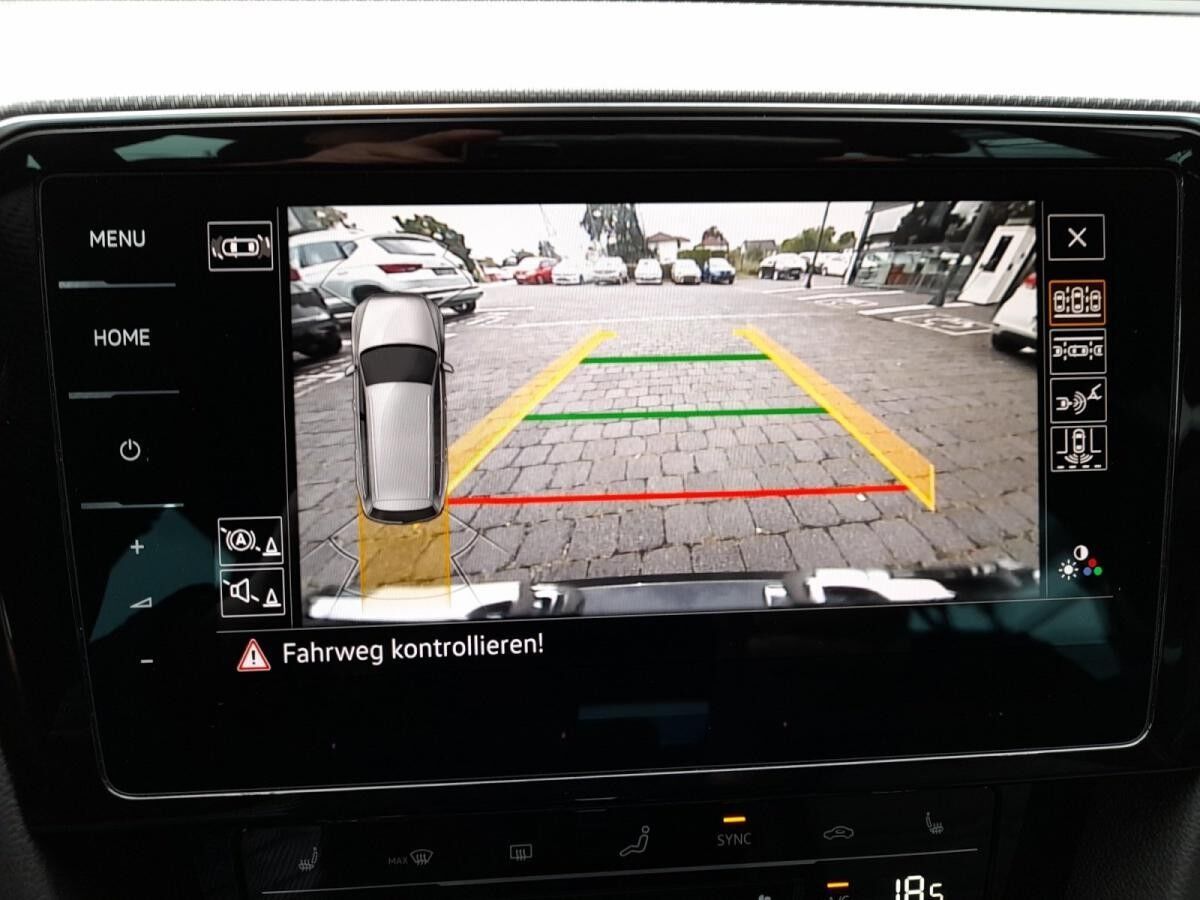 Volkswagen Passat Variant 2.0 TDI Elegance R-Line AHK STHZG