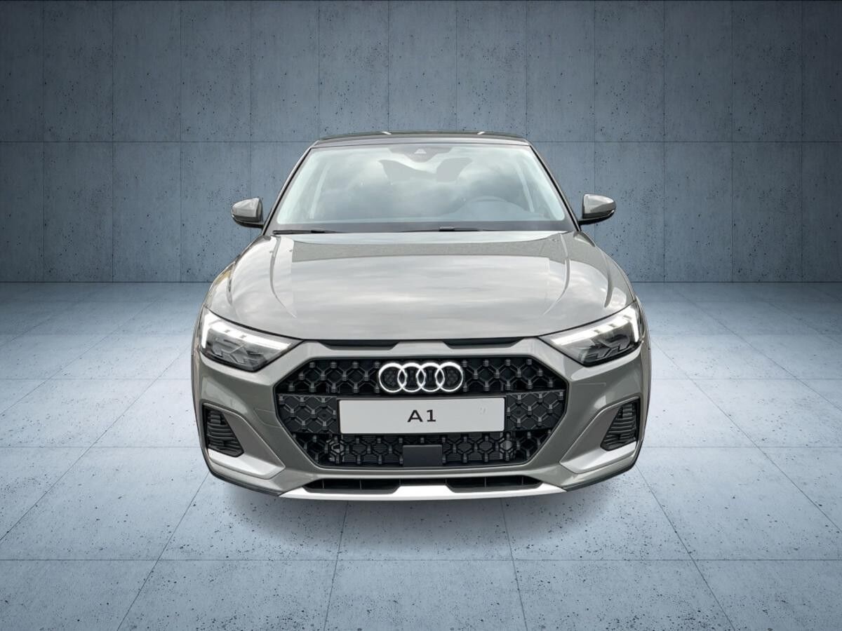 Audi A1 allstreet 30 TFSI S tr. LED ACC 17 Virtual