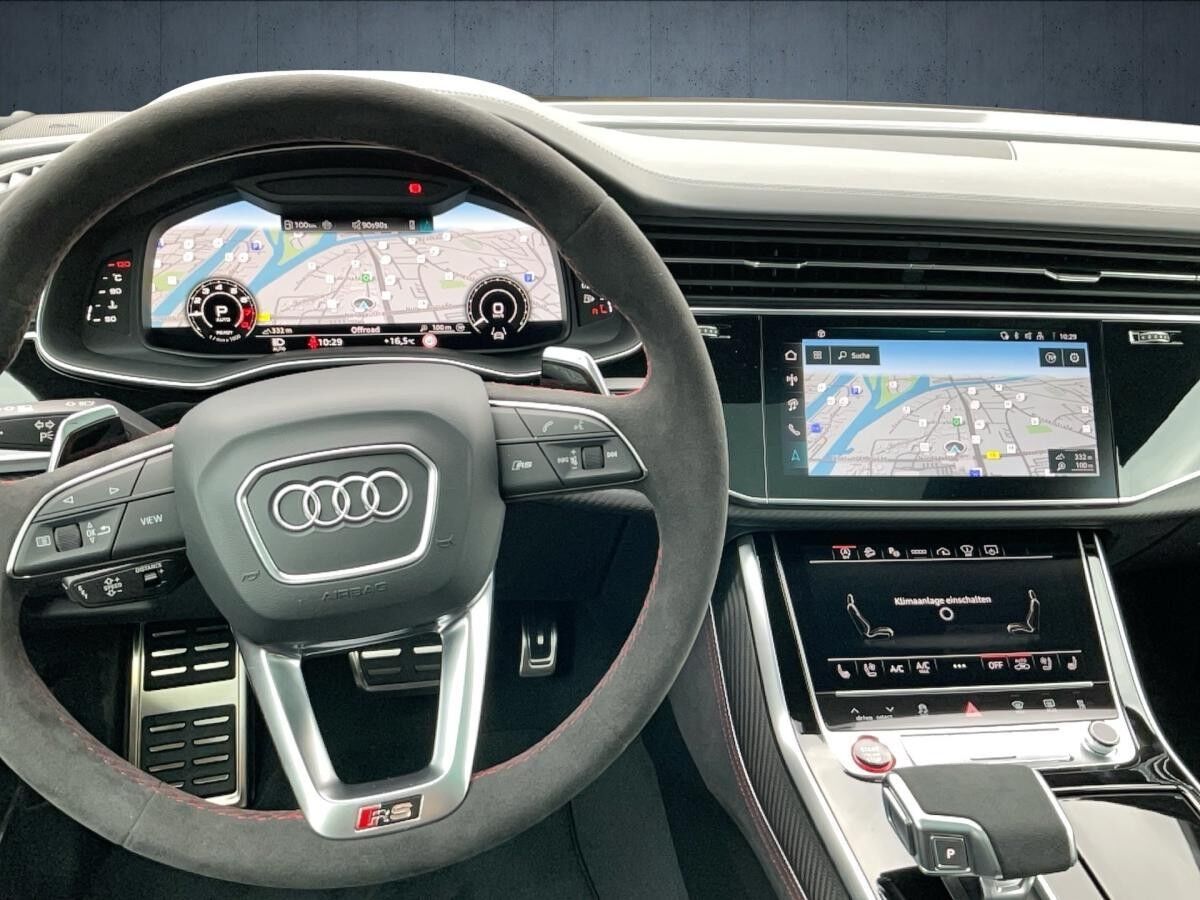 Audi RS Q8 SUV performance tiptr. Vmax 305 PANO HUD 23