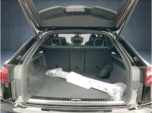 Audi RS Q8 SUV performance tiptr. Vmax 305 PANO HUD 23