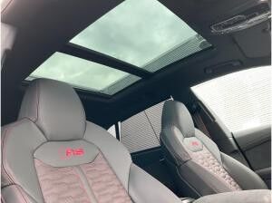 Audi RS Q8 SUV performance tiptr. Vmax 305 PANO HUD 23