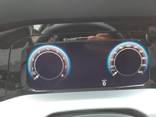 Volkswagen Golf VIII Lim. Panorama-Ausstell-/Schiebedach, Rückfahrkamera, sofort verfügbar