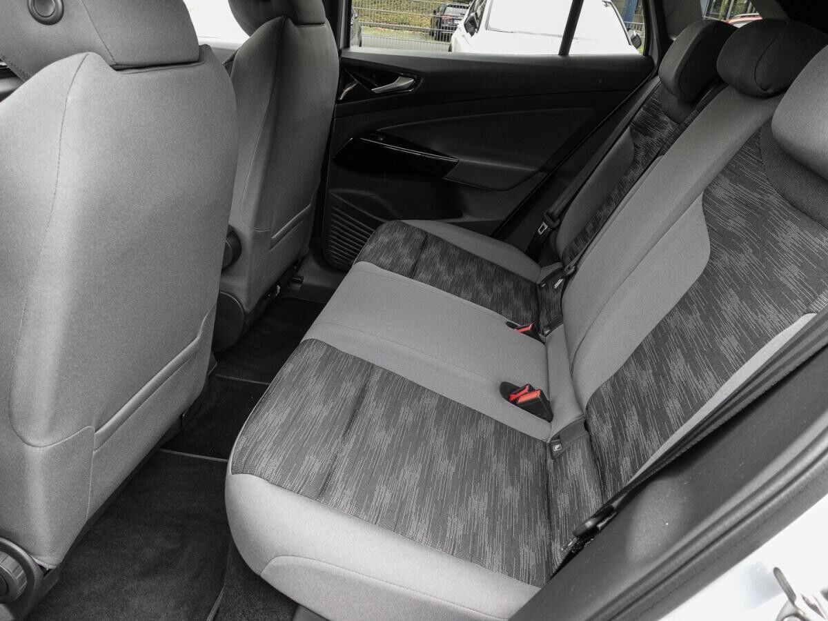 Volkswagen ID.4 *AHK*NAVI*ACC*LHZ+SHZ*