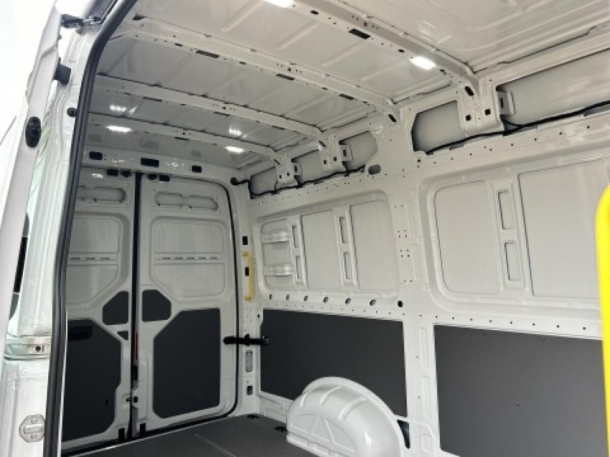 Volkswagen Crafter 35 HD Kasten Tageszulassung / Kamera