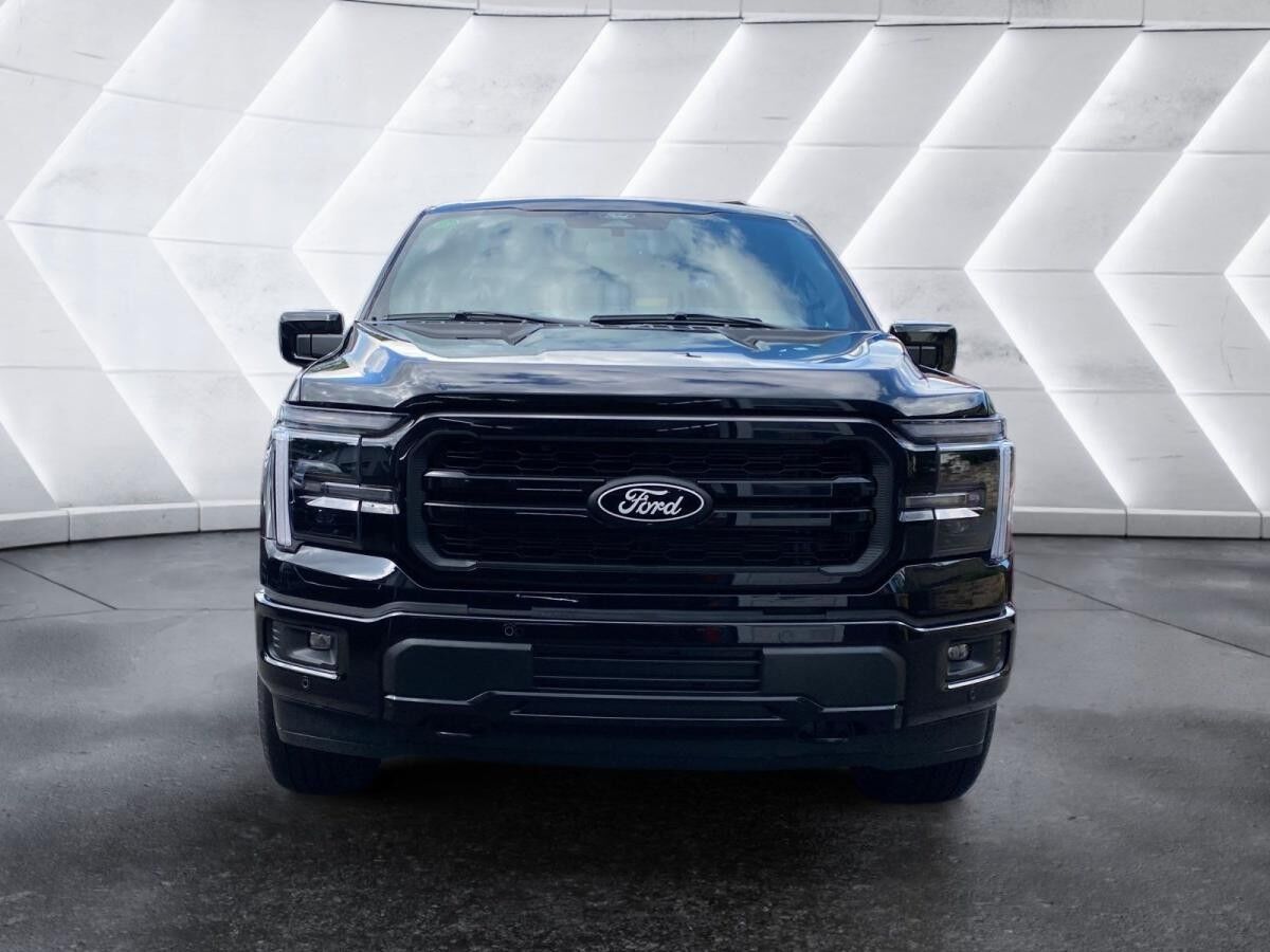 Ford F 150 LARIAT Black Edition 2025 4X4 5.0L