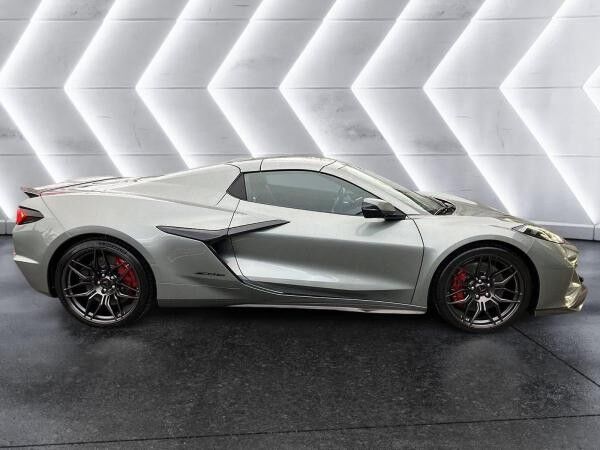 Corvette Z06 Cabrio 3LZ 5.5 V8 2024
