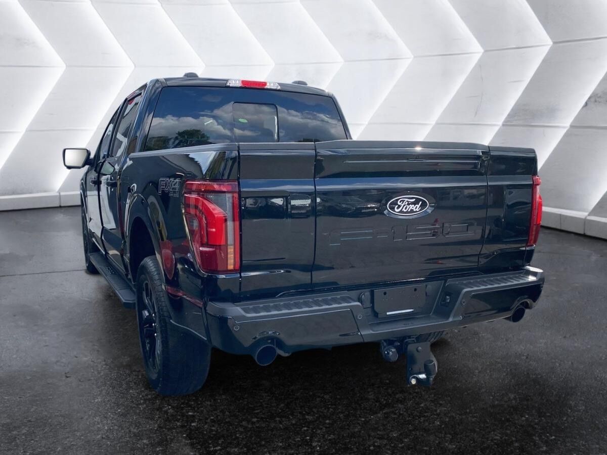 Ford F 150 LARIAT Black Edition 2025 4X4 5.0L
