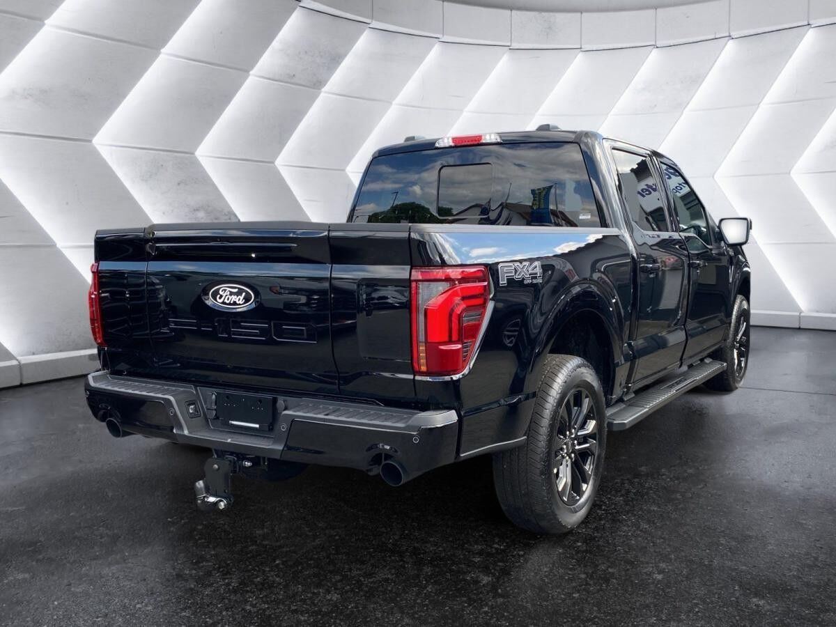 Ford F 150 LARIAT Black Edition 2025 4X4 5.0L