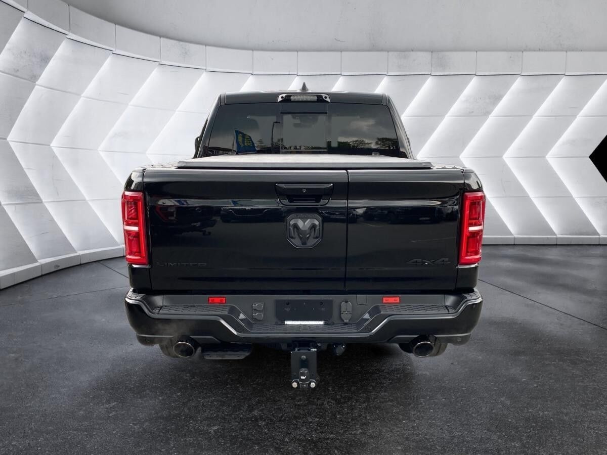 Dodge RAM 1500 Limited Night Special