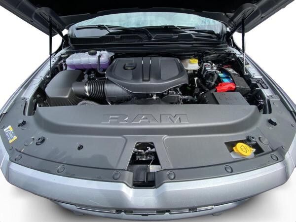 Dodge RAM 1500 Laramie Sport Special