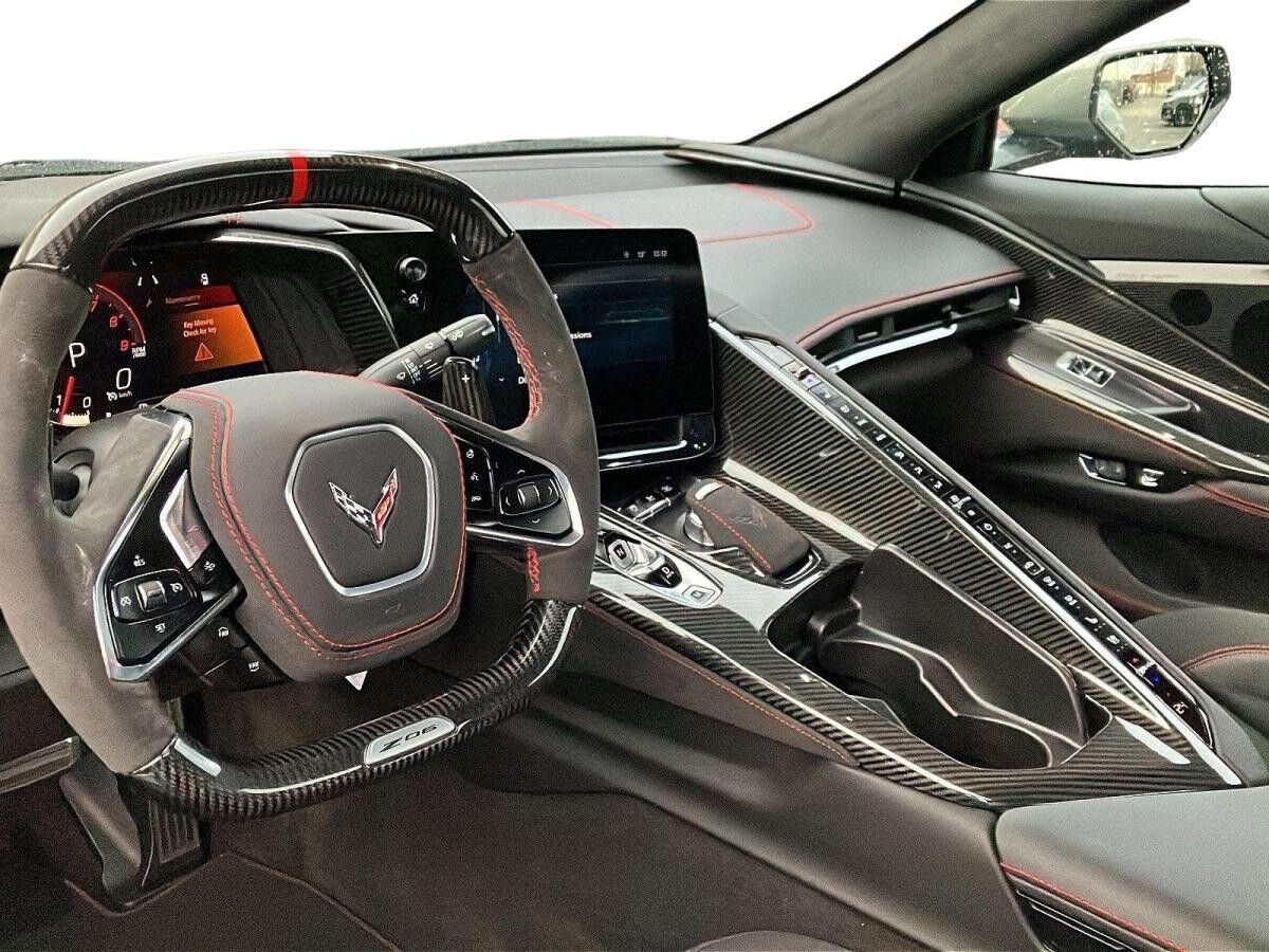 Corvette Z06 Cabrio 3LZ 5.5 V8 2024