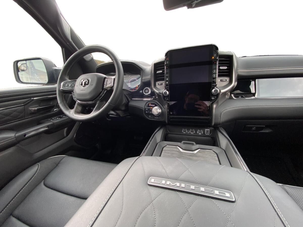 Dodge RAM 1500 Limited Night Special