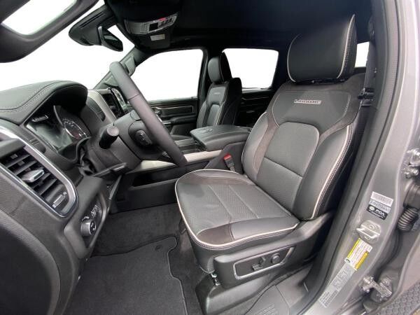 Dodge RAM 1500 Laramie Sport Special
