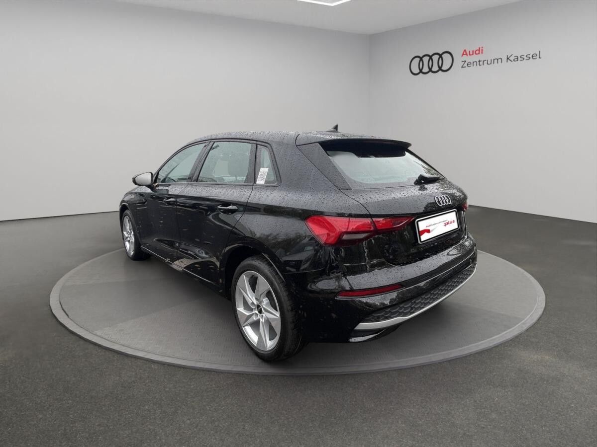 Audi A3 Sportback 30 TDI LED Navi PDC+ AHK