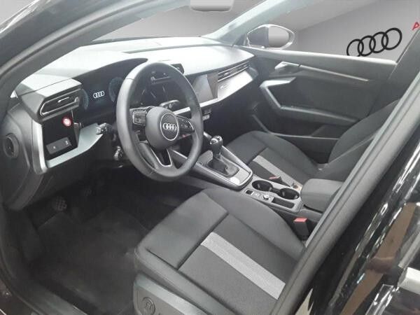 Audi A3 Sportback 30 TDI LED Navi PDC+ AHK