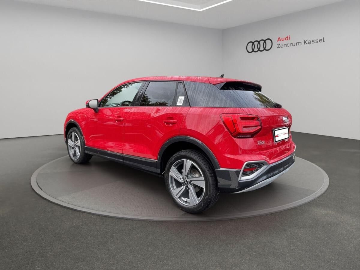 Audi Q2 35 TDI Matrix Navi PDC AHK
