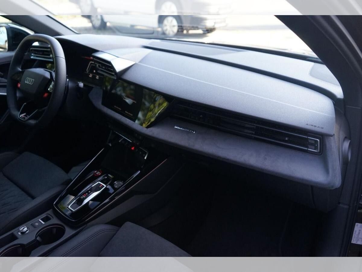 Audi RS3 RS 3 Sportback S tronic *280kmh*MMI plus*