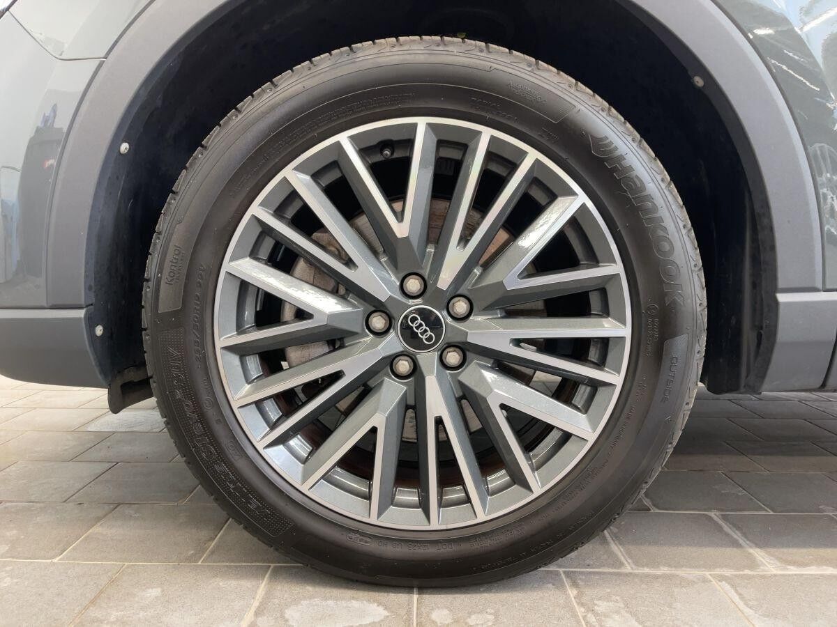 Audi Q3 45 TFSIe virtual DAB Navi LED Teilleder