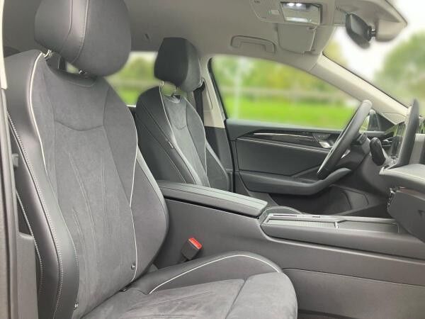 Volkswagen Passat Business 2.0 TDI DSG / IQ.Drive, AHK, LED
