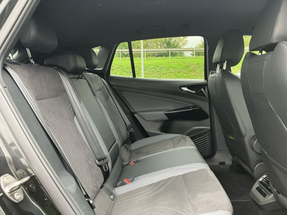 Volkswagen ID.4 Pro Performance/Matrix, ACC, CCS,360°Kamera