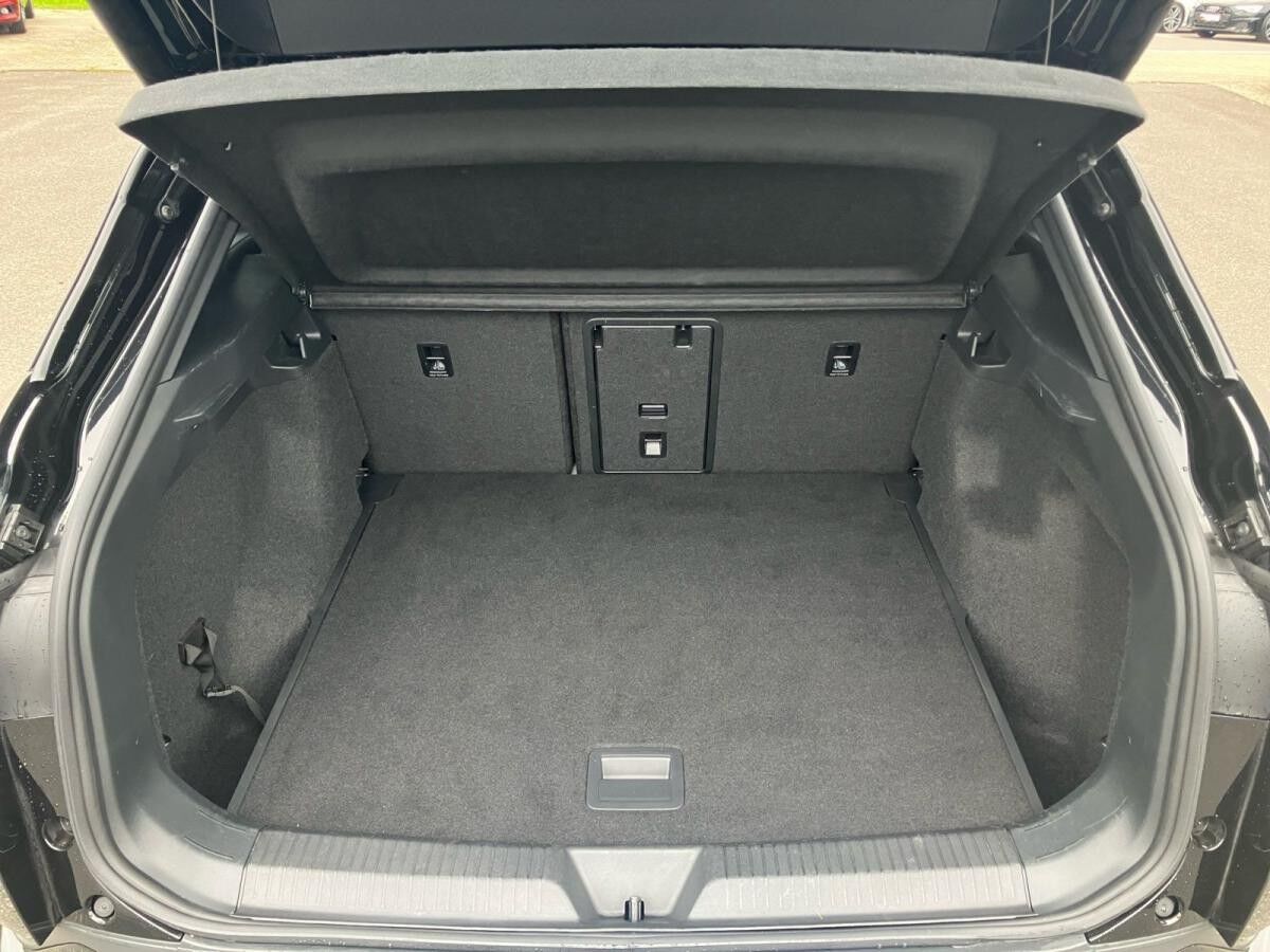 Volkswagen ID.4 Pro Performance/Matrix, ACC, CCS,360°Kamera