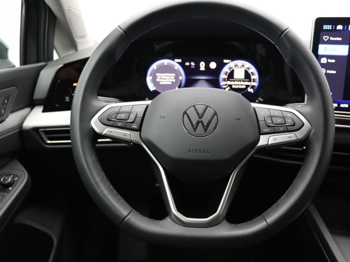 Volkswagen Golf Life 2.0 TDI DSG / Navi, App, RFK, LED, HuD