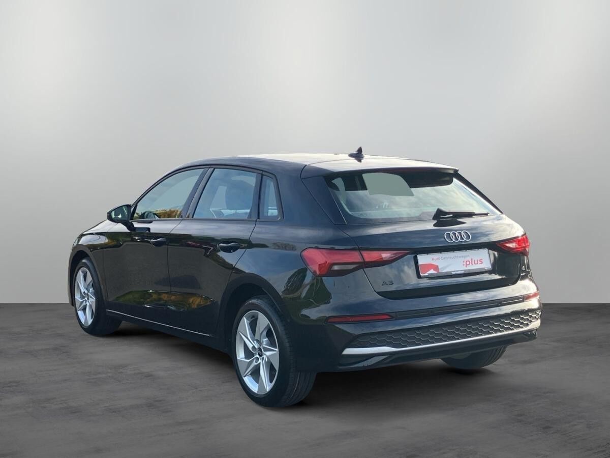 Audi A3 Sportback advanced 30TDI/ Navi, ParkAssi, AHK